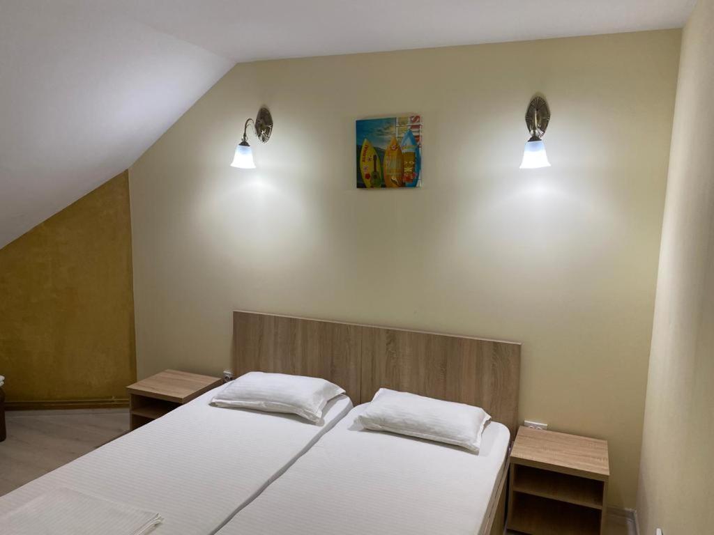 Pensiunea Casa Soarelui Simian Kamer foto